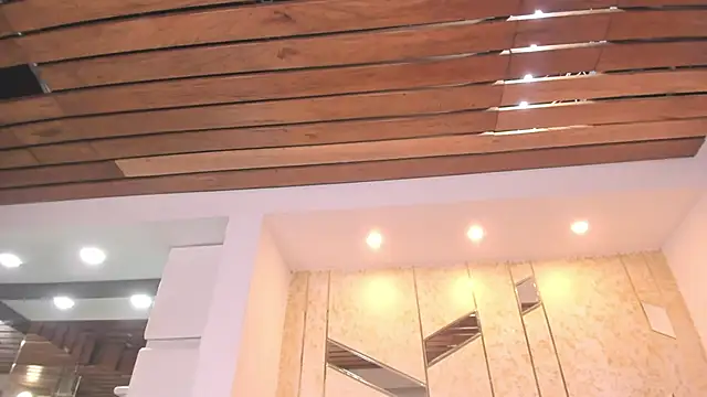 dolly walker online show from December 2024 08:28:02 AM