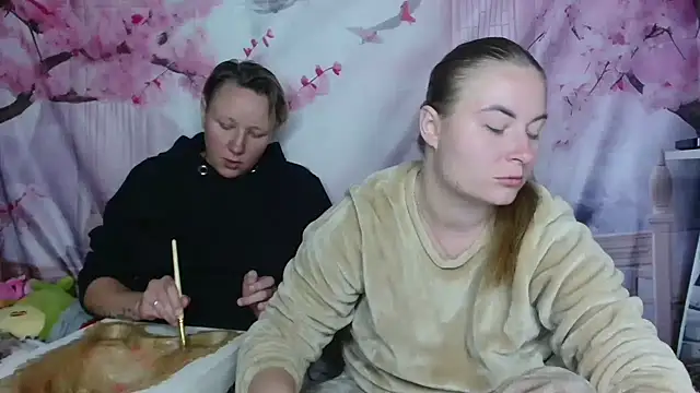 ElenaMaeer online show from September 2025 02:54:01 PM