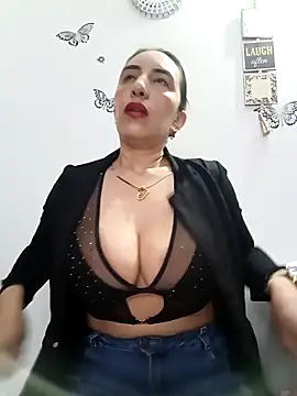 christine-x online show from October 2025 11:02:01 AM