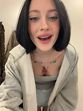Snapshot of Melissa_crazy chatting on May 2026 04:45:02 PM Melissa crazy online show from May 2026 04:45:02 PM