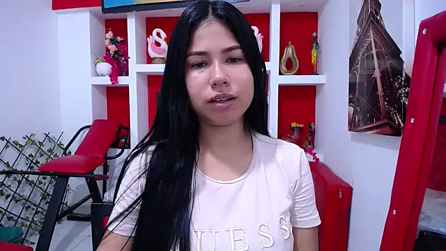 Letty Plugxo online show from October 2025 12:34:02 PM