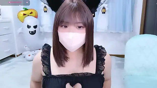 Snapshot of _mirai0917 chatting on October 2025 11:11:01 AM mirai0917 online show from October 2025 11:11:01 AM