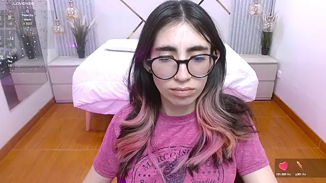 LenaRoses online show from October 2025 08:06:02 PM