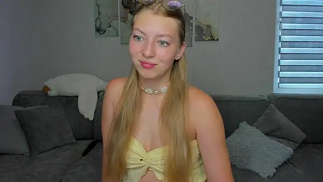 Snapshot of Drive-Crazy- chatting on July 2026 05:51:01 AM Drive-Crazy- online show from July 2026 05:51:01 AM