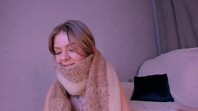 Naomi Girly online show from December 2024 02:46:02 AM