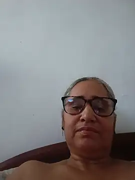 Snapshot of _candi chatting on June 2026 11:44:01 AM candi online show from June 2026 11:44:01 AM