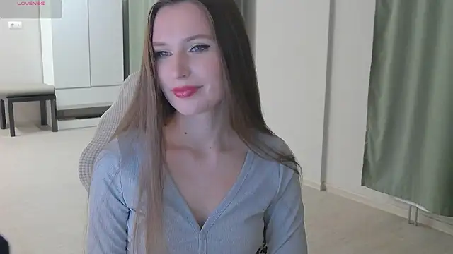Snapshot of Malika_b chatting on December 2024 01:32:02 PM Malika b online show from December 2024 01:32:02 PM