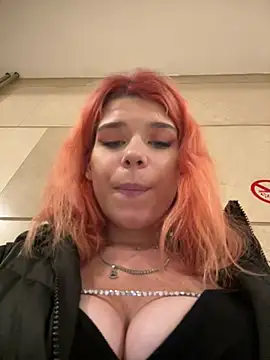 RiriRoseey online show from January 2025 12:18:01 PM