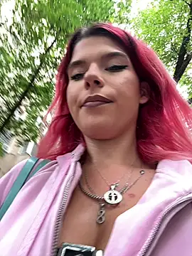 RiriRoseey online show from September 2025 07:41:01 AM