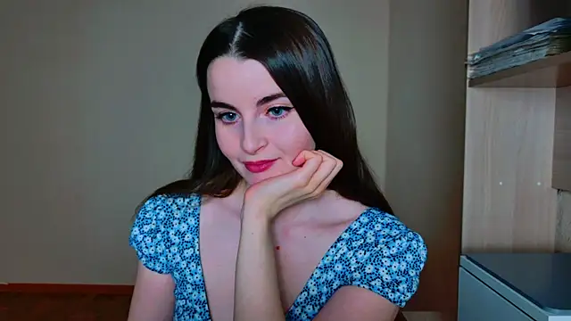 Miss Arwen online show from February 2025 08:56:01 PM