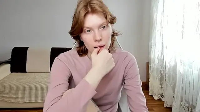 StellaDavis online show from April 2026 10:43:02 AM