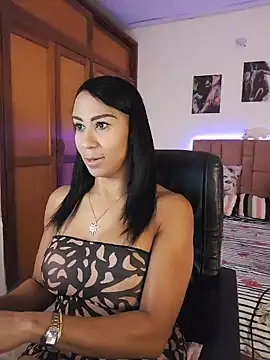 Snapshot of charlotte_bayron02 chatting on May 2026 12:41:02 AM charlotte bayron02 online show from May 2026 12:41:02 AM