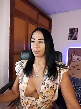 Snapshot of charlotte_bayron02 chatting on June 2026 12:59:02 AM charlotte bayron02 online show from June 2026 12:59:02 AM