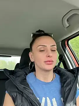 dolcevita002 online show from April 2026 09:37:01 AM