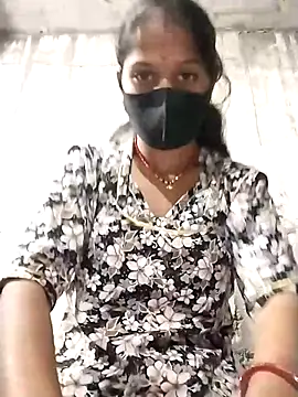 Anushka Ji online show from November 2025 04:09:02 PM