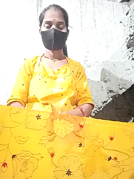 Anushka Ji online show from November 2025 04:08:02 PM