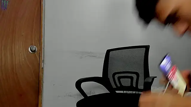 andrew rose  online show from April 2026 09:45:02 AM