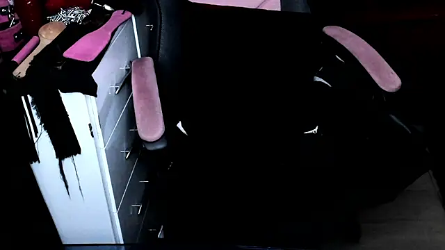 True Bdsm online show from February 2025 04:56:02 PM