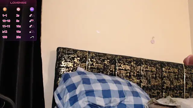 Missthigh online show from March 2026 06:48:01 PM