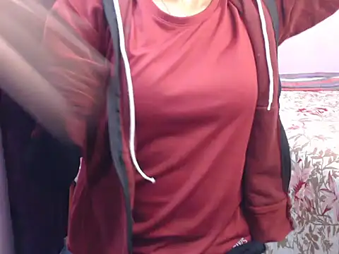 Angel kiyara online show from December 2025 06:58:01 PM