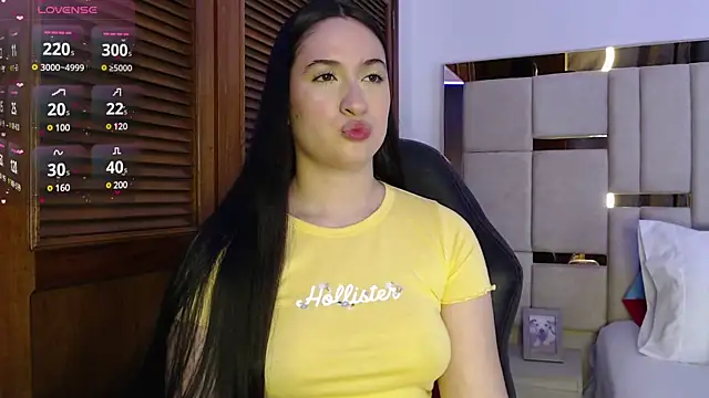 sofiaduque 26 online show from February 2025 08:49:02 PM