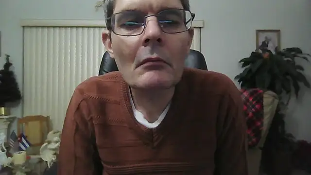 Copfiremen4566 online show from December 2024 05:53:02 AM