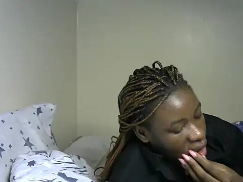 Snapshot of Novah_ chatting on September 2025 02:18:02 PM Novah online show from September 2025 02:18:02 PM
