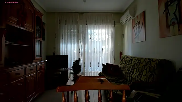 bella apont online show from January 2025 09:33:01 AM