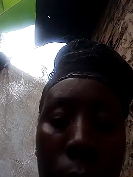 Snapshot of Swit_virgin22 chatting on February 2025 03:38:01 PM Swit virgin22 online show from February 2025 03:38:01 PM
