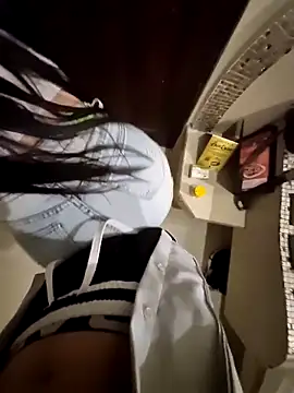 Snapshot of karenandrey chatting on November 2025 06:47:02 AM karenandrey online show from November 2025 06:47:02 AM