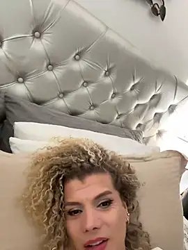 Snapshot of Georgiafox chatting on October 2025 04:43:01 AM Georgiafox online show from October 2025 04:43:01 AM