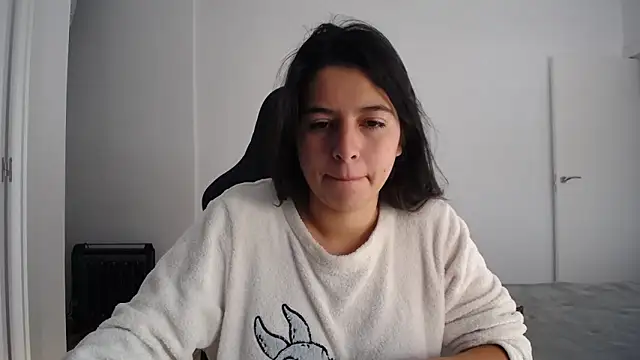 Contantin helena online show from November 2025 11:57:02 AM