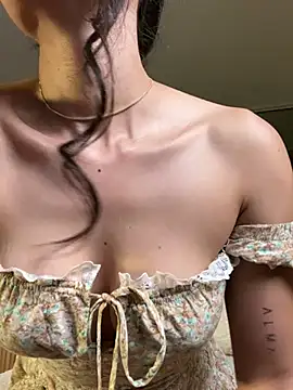 Irish Collins online show from February 2025 01:00:01 AM