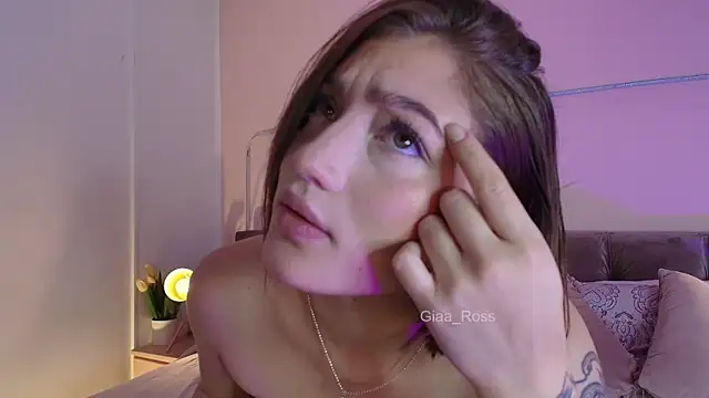 Giaa Ross online show from February 2025 11:54:01 AM