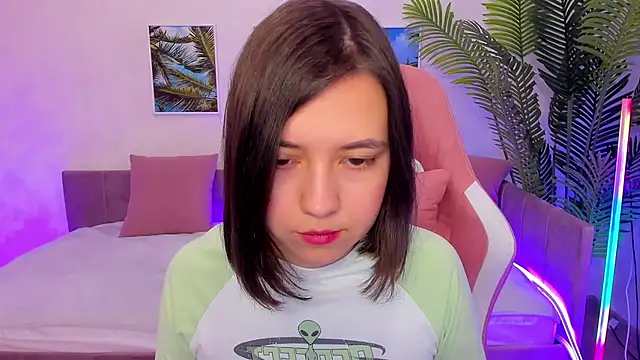 Lina Brownie online show from February 2025 05:53:02 AM