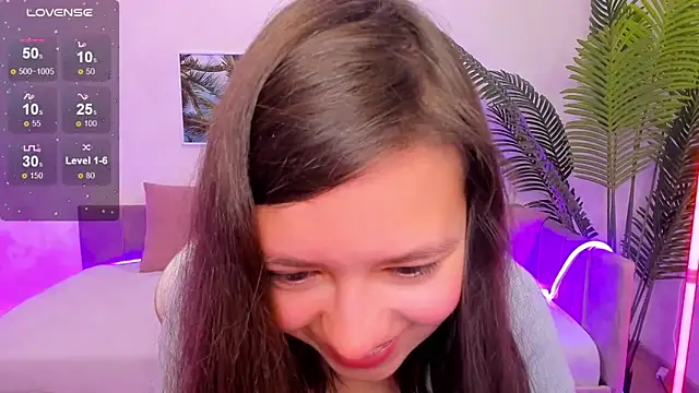 Lina Brownie online show from September 2025 02:26:01 AM