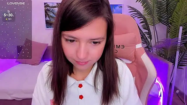 Lina Brownie online show from October 2025 02:44:01 AM