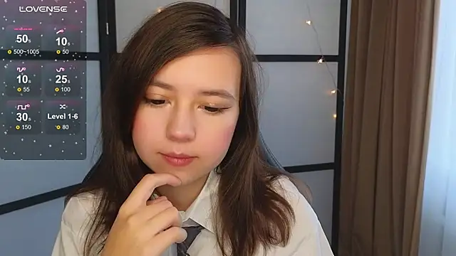 Lina Brownie online show from October 2025 03:23:02 AM