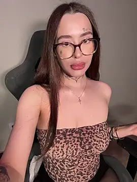 fuckdoll 18 online show from February 2026 02:06:02 PM