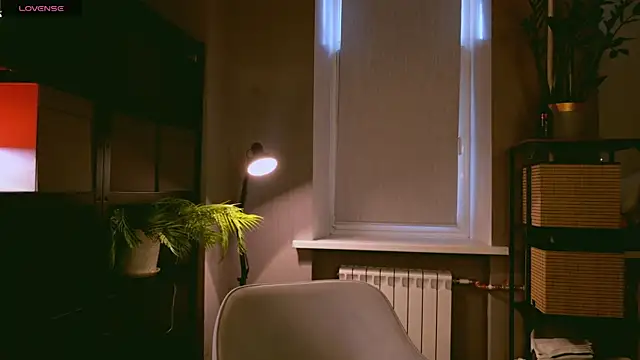 Snapshot of Miley_Smile chatting on October 2025 05:49:01 AM Miley Smile online show from October 2025 05:49:01 AM