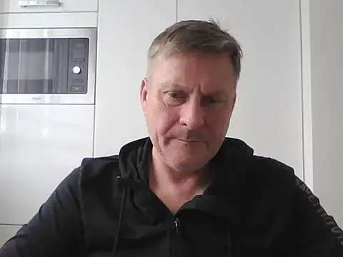 johnnym1 online show from March 2025 11:53:02 AM