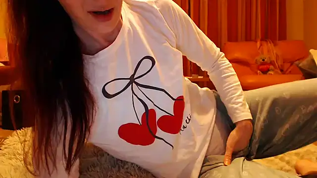 Snapshot of LovelyAndraGirl chatting on July 2026 10:58:02 PM LovelyAndraGirl online show from July 2026 10:58:02 PM