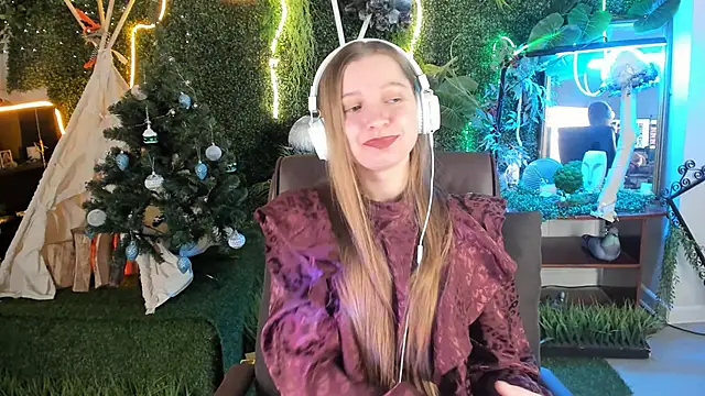 MayaSinabon online show from December 2024 03:22:02 PM
