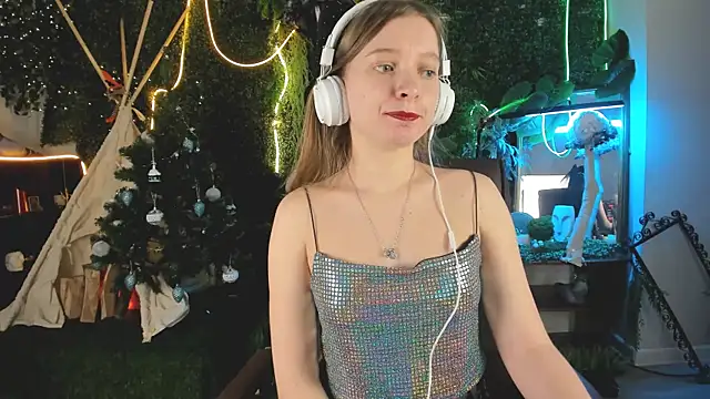 MayaSinabon online show from December 2024 12:22:02 PM