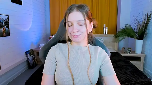 MayaSinabon online show from January 2025 03:20:01 PM