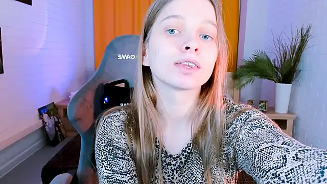 MayaSinabon online show from January 2025 03:14:02 PM