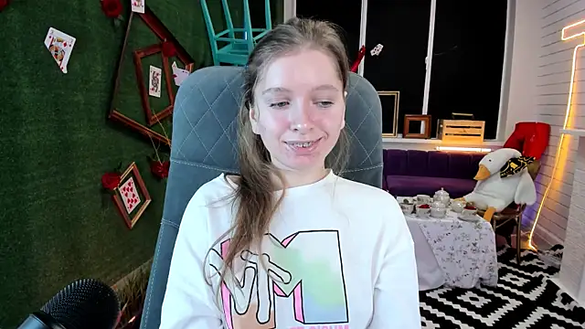 MayaSinabon online show from February 2025 03:31:02 PM
