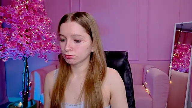 MayaSinabon online show from February 2025 12:14:02 PM