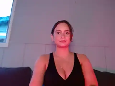 Sophie Raegan online show from March 2025 02:01:02 PM