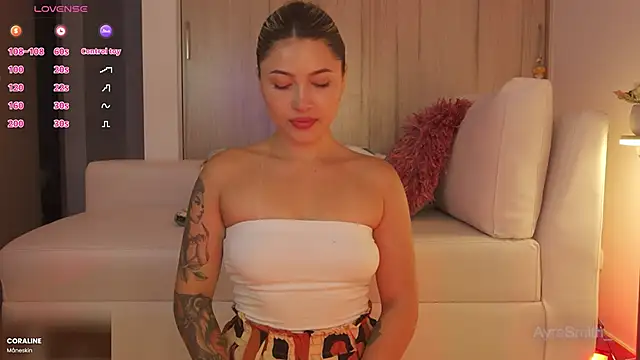 AyraSmith  online show from February 2025 10:59:02 PM